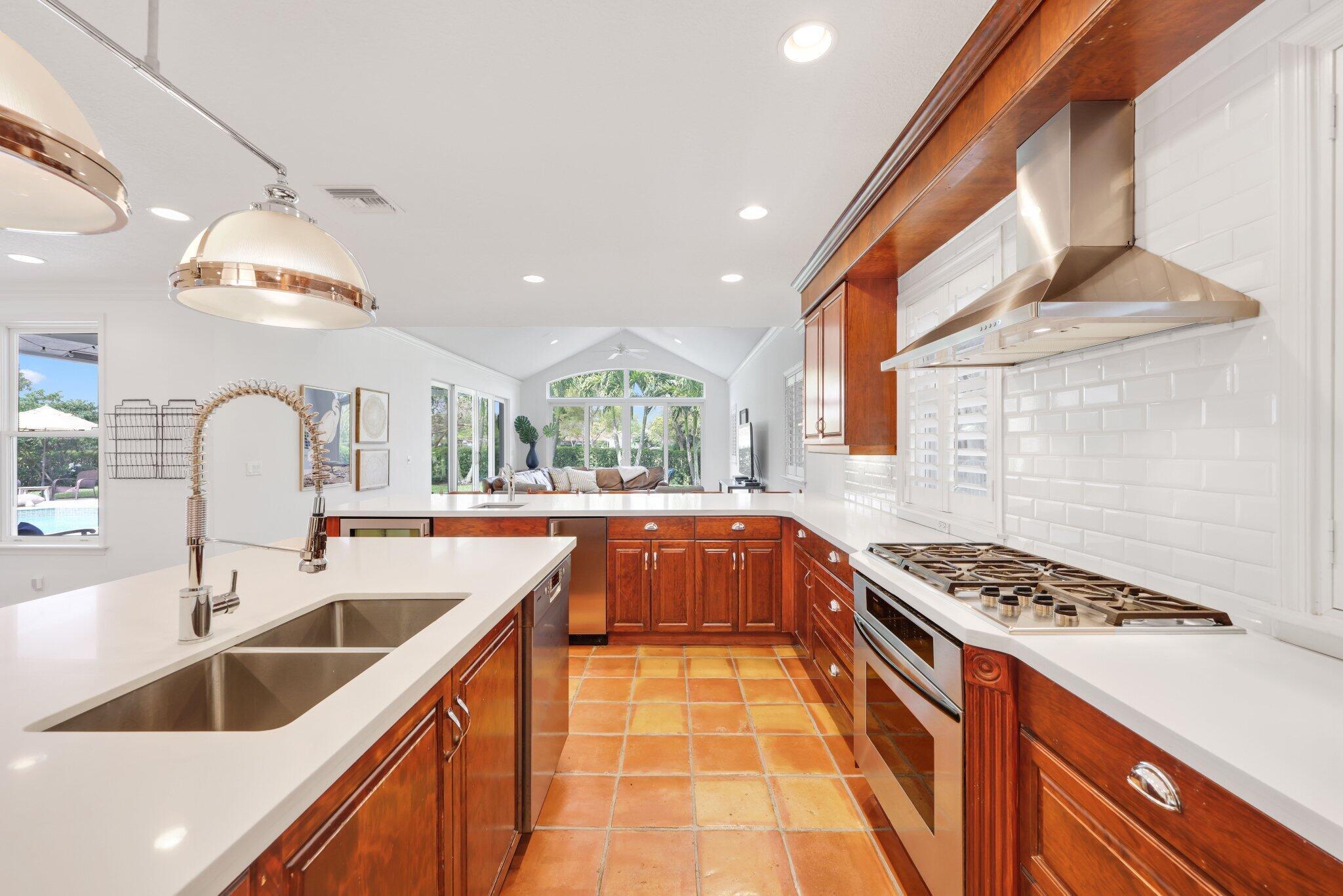 BOCA RATON BATH & TENNIS - Residential