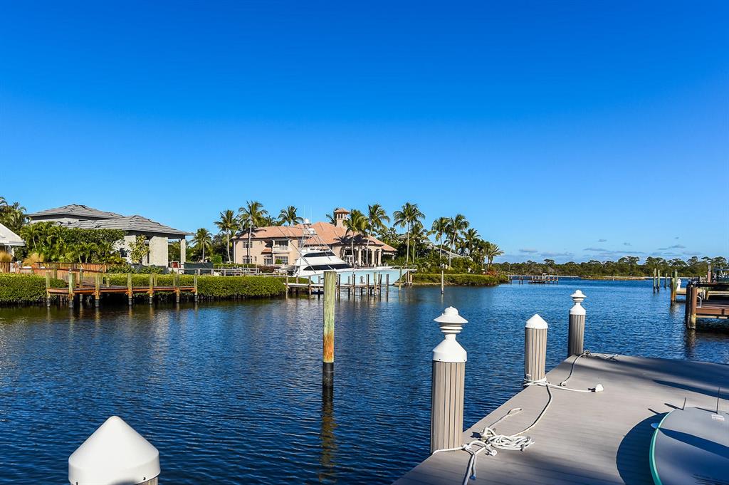 ADMIRALS COVE PAR C - Residential