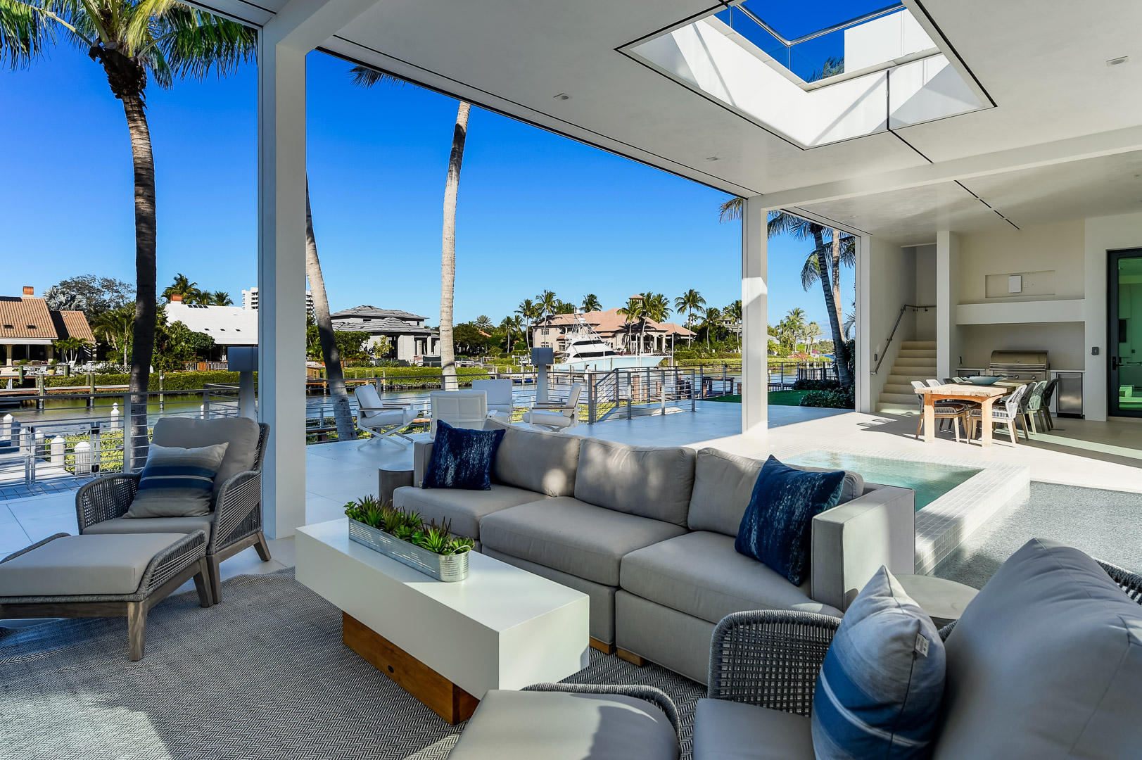 ADMIRALS COVE PAR C - Residential