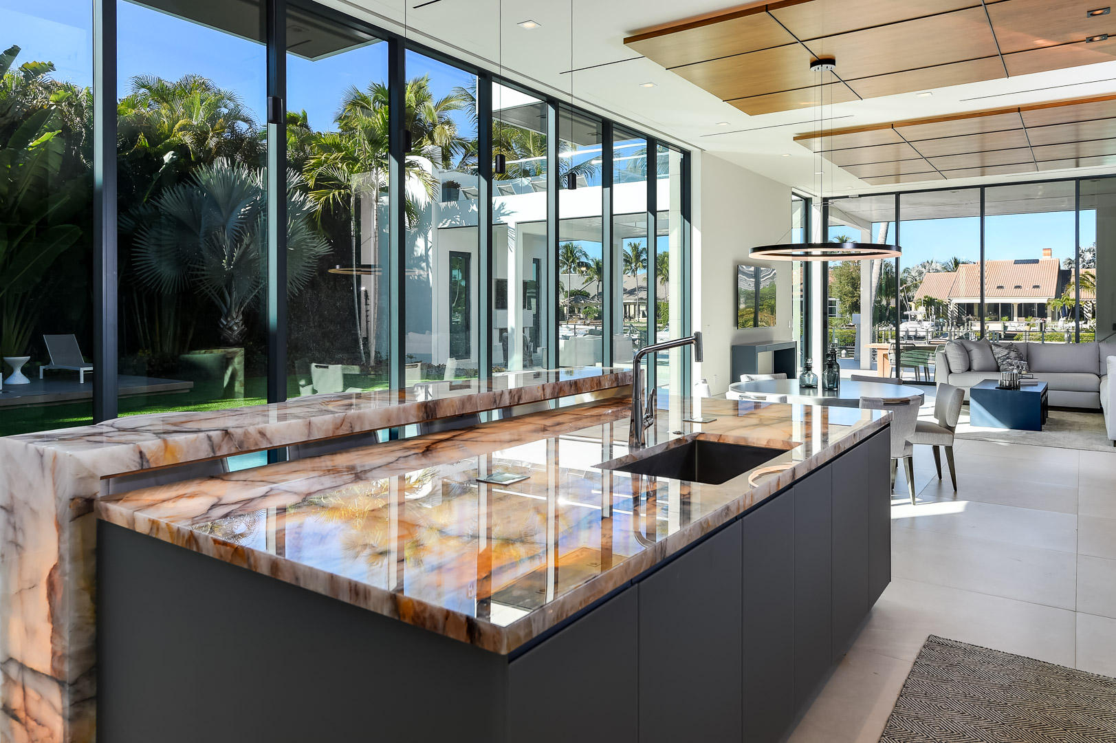 ADMIRALS COVE PAR C - Residential