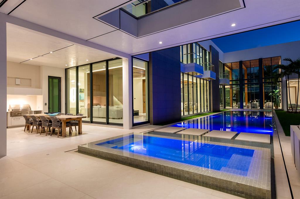 ADMIRALS COVE PAR C - Residential