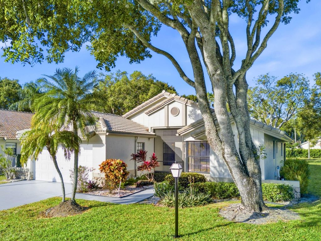 Photo of 8901 Boatswain Drive, Boynton Beach, FL 33436 (MLS # R11163490)