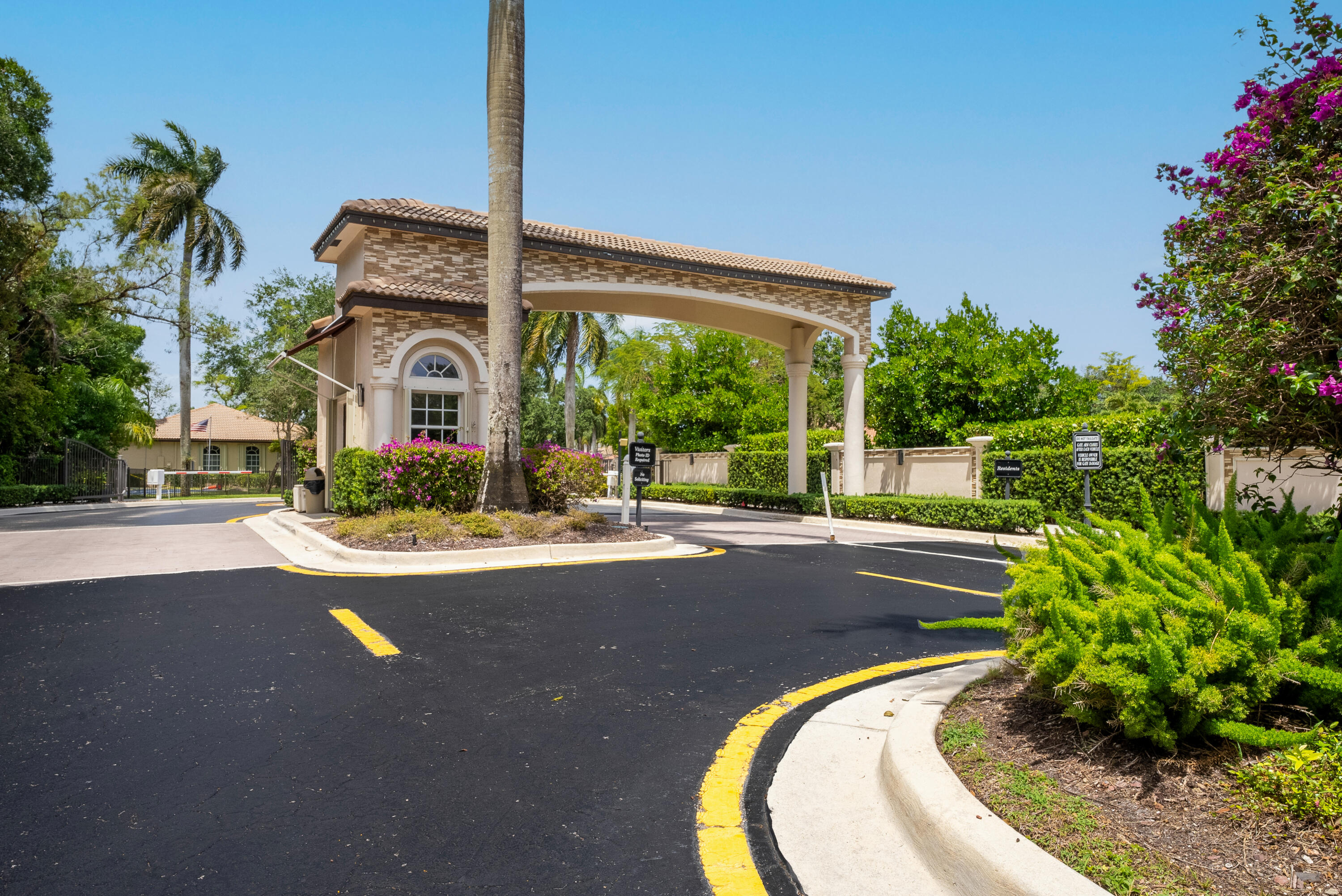 PARKVIEW ESTATES AT BOCA - Residential