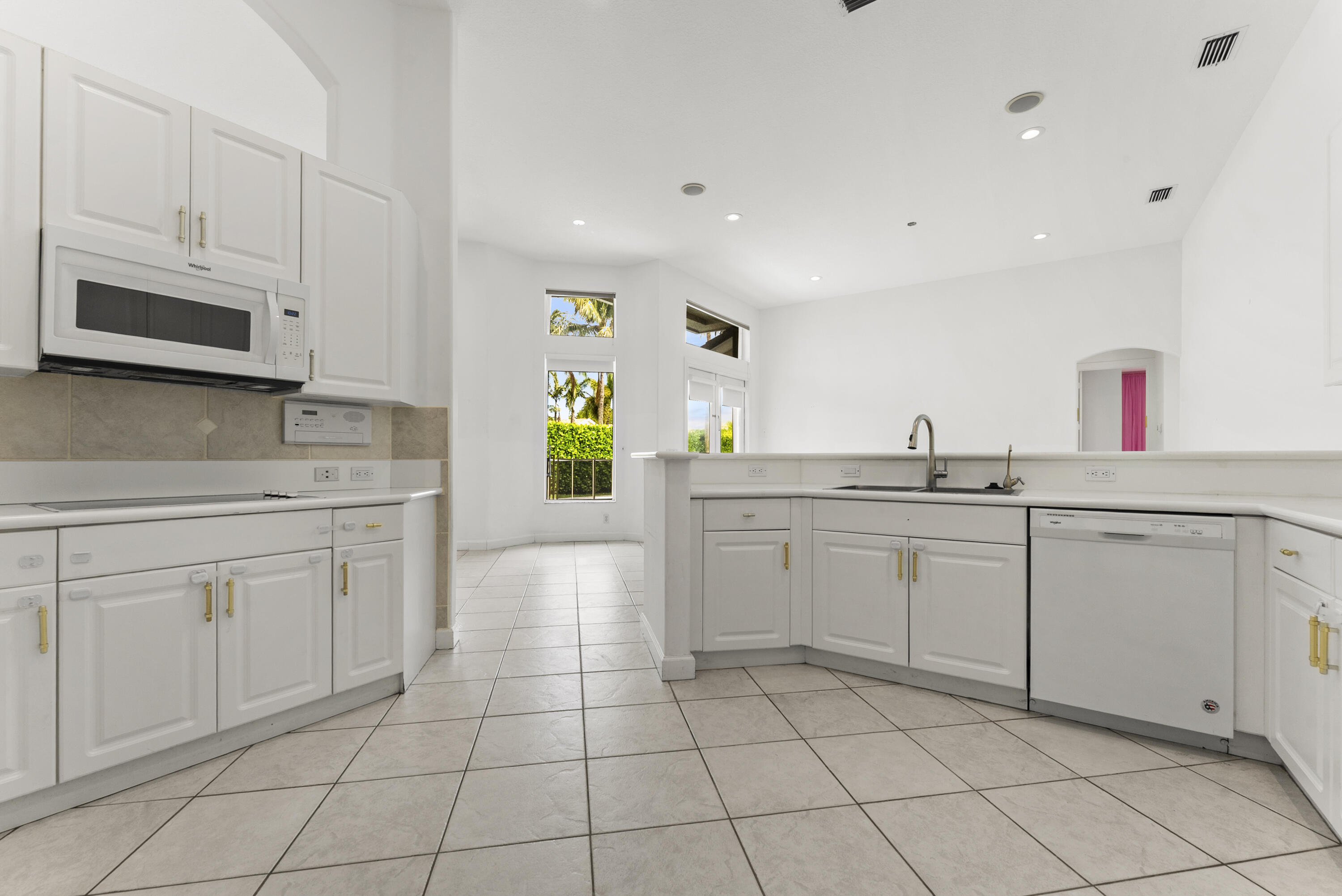PARKVIEW ESTATES AT BOCA - Residential
