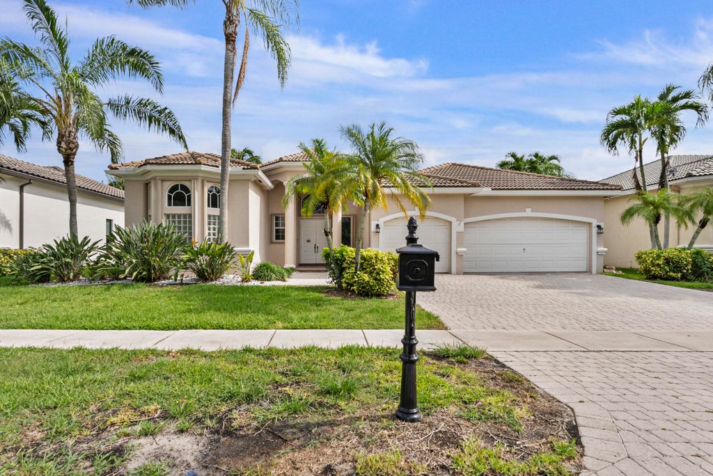 Photo of 9641 Parkview Avenue, Boca Raton, FL 33428 (MLS # B26034956)