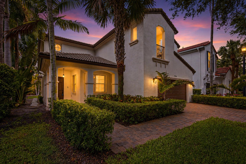 Photo of 946 Mill Creek Drive, Palm Beach Gardens, FL 33410 (MLS # B26032145)