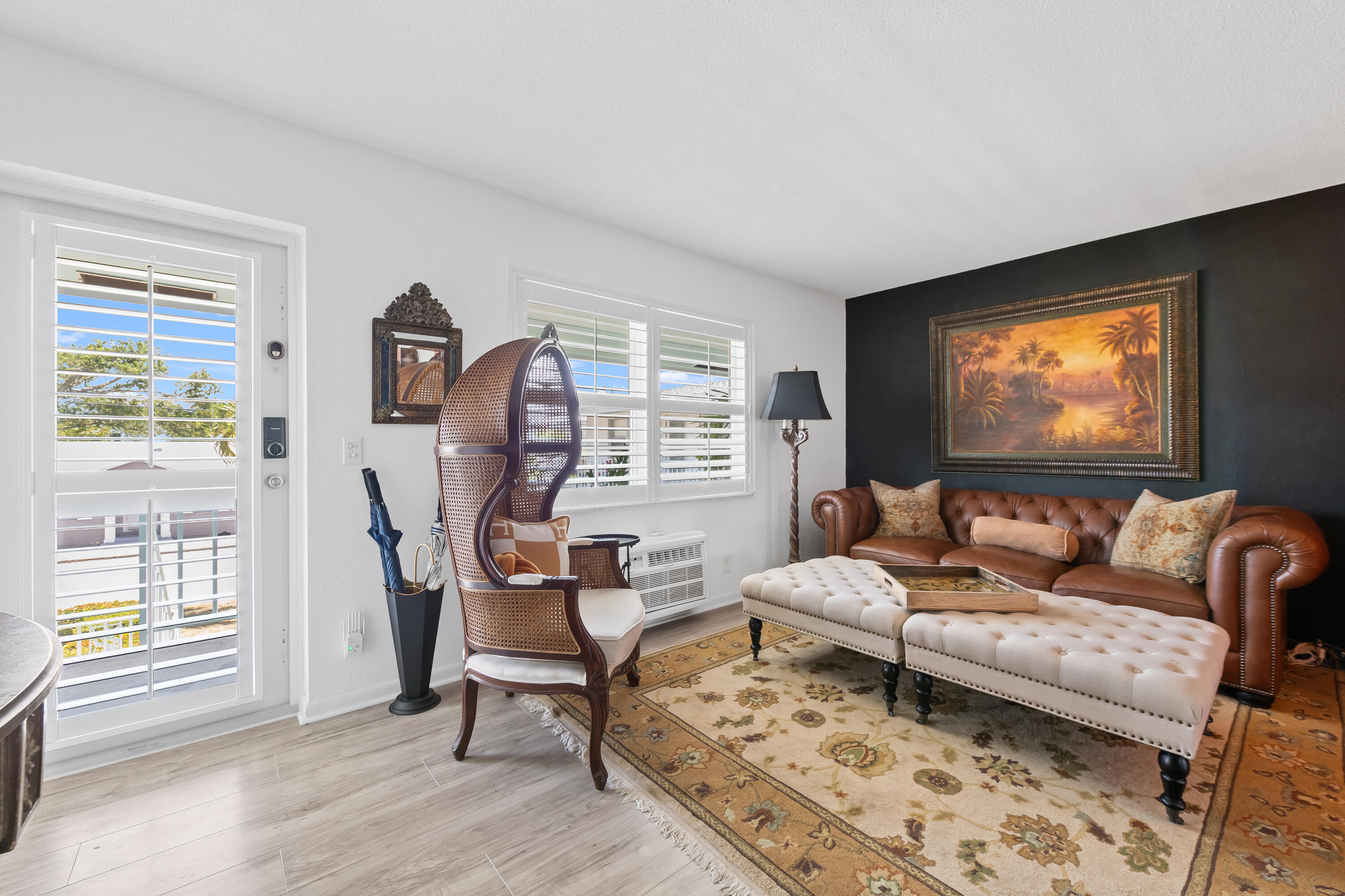HOVIANNA APTS CONDO - Residential