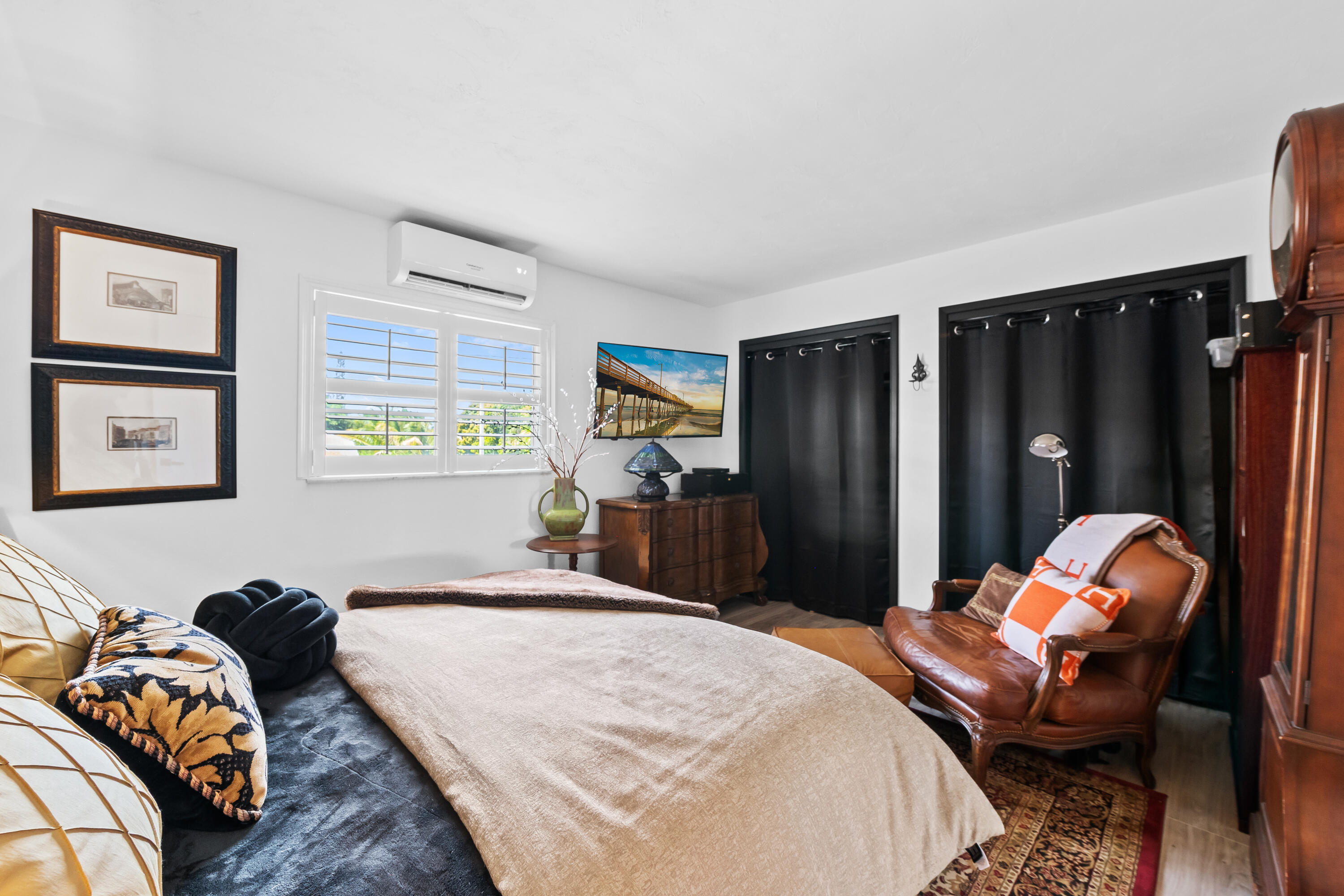 HOVIANNA APTS CONDO - Residential