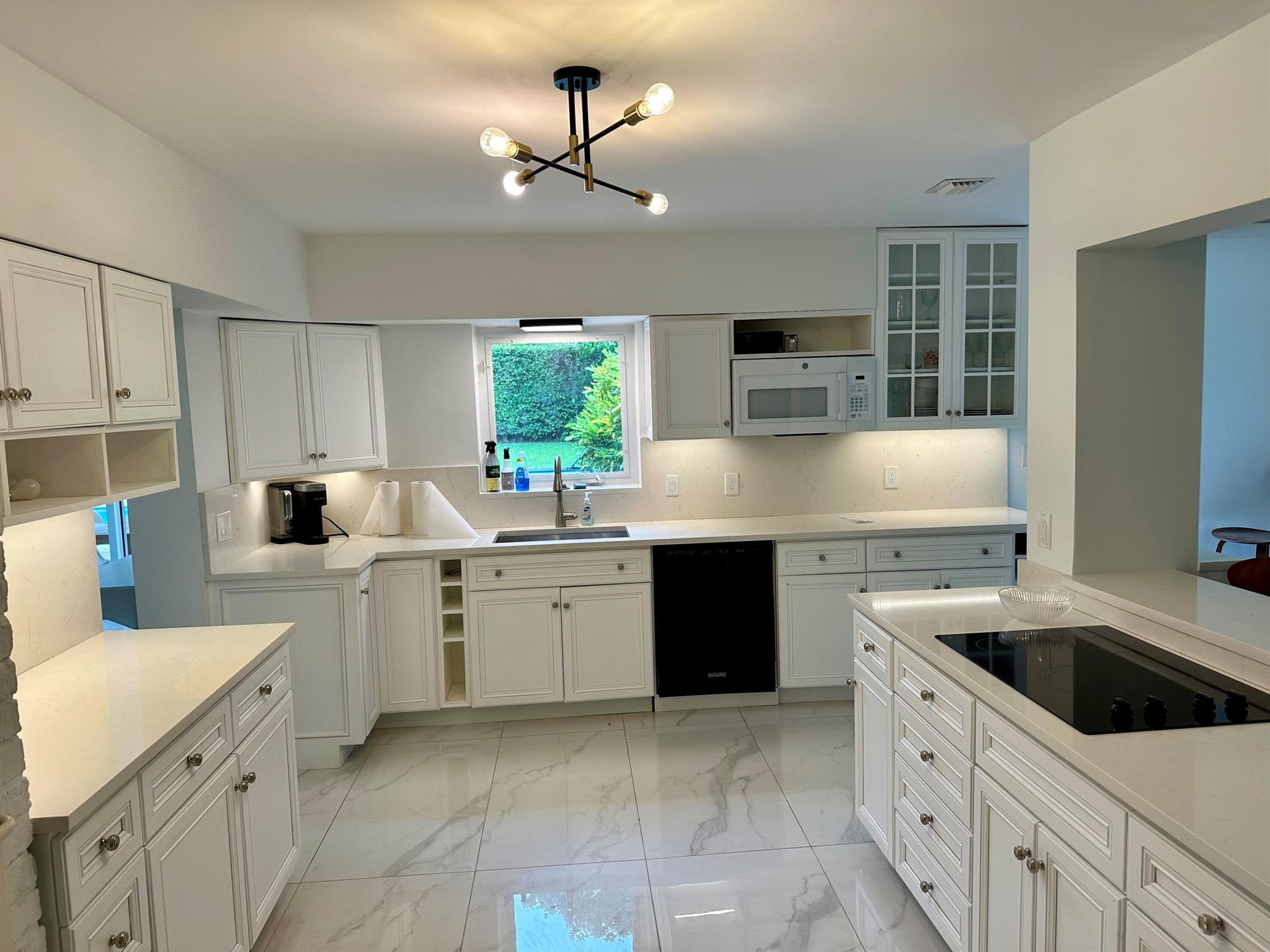 Hypoluxo Island - Residential Lease