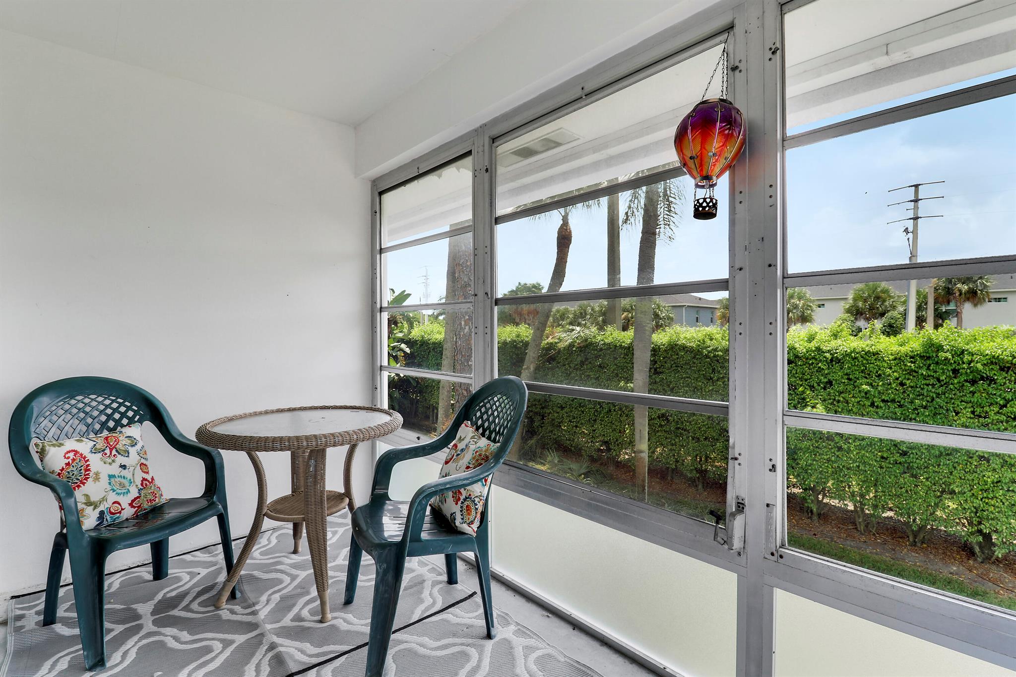 CEDAR POINTE CONDO - Residential Lease