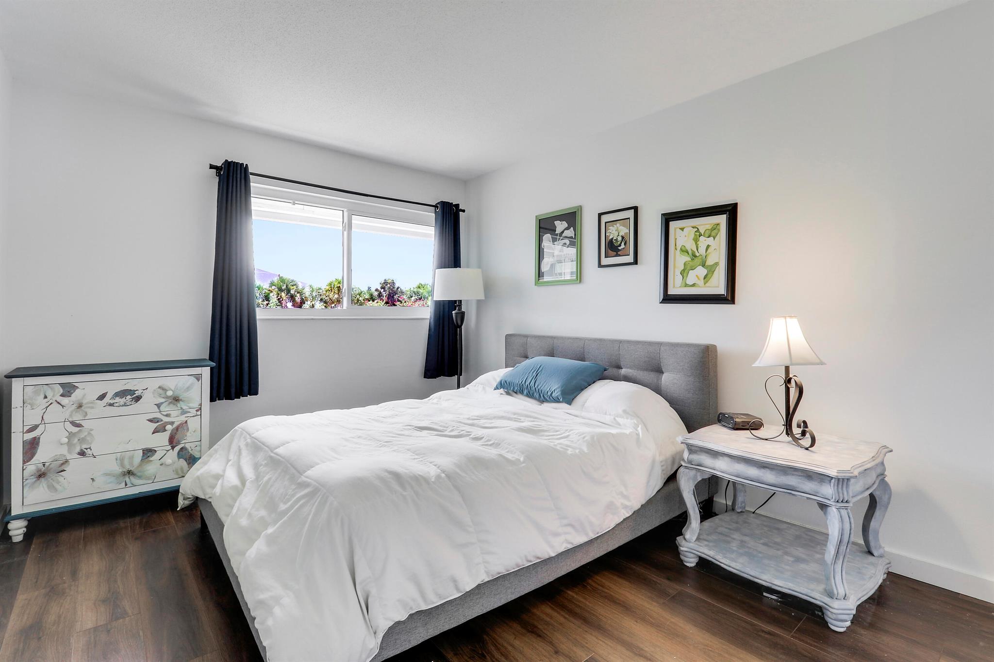 CEDAR POINTE CONDO - Residential Lease