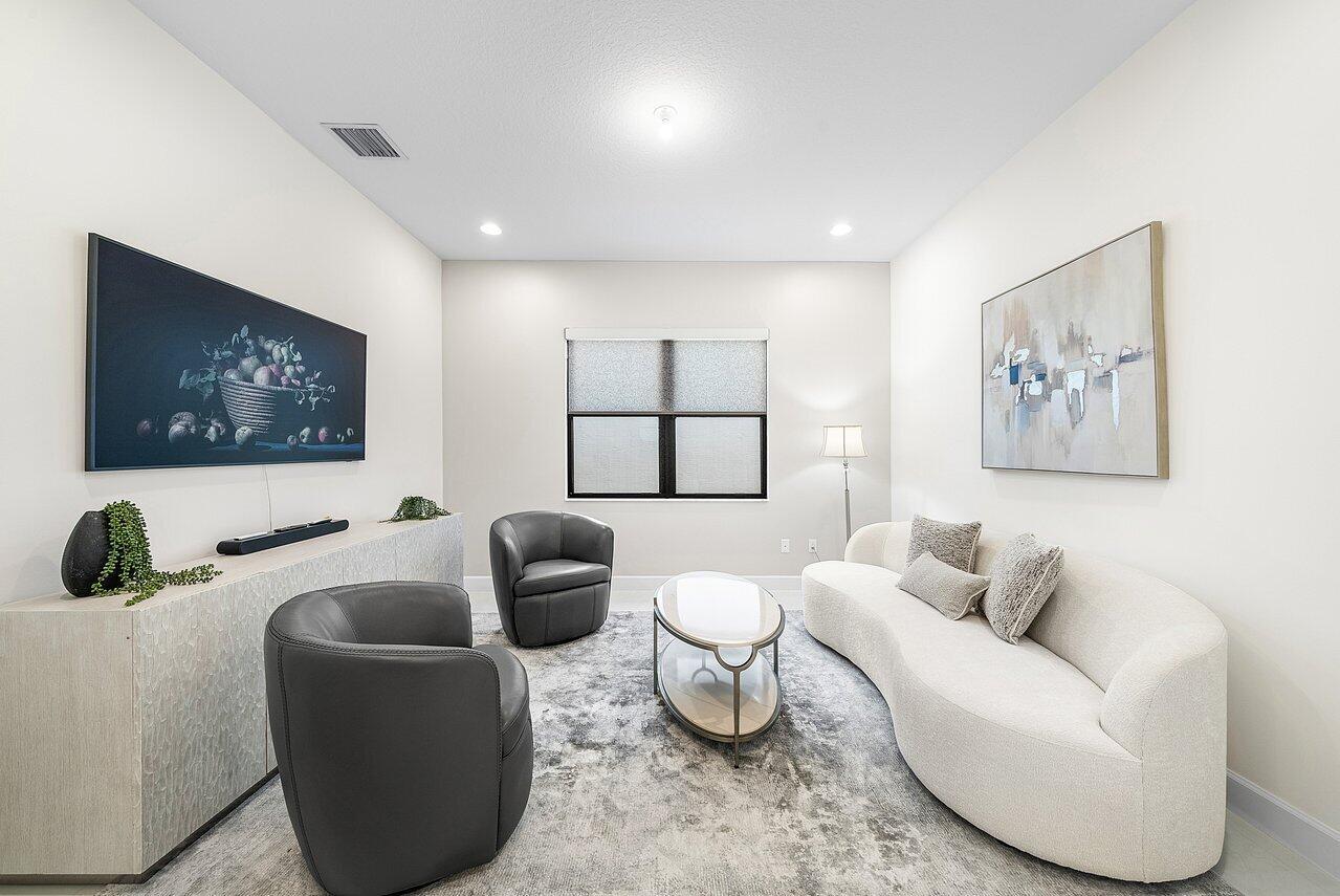 9832 Turning Bluff Lane