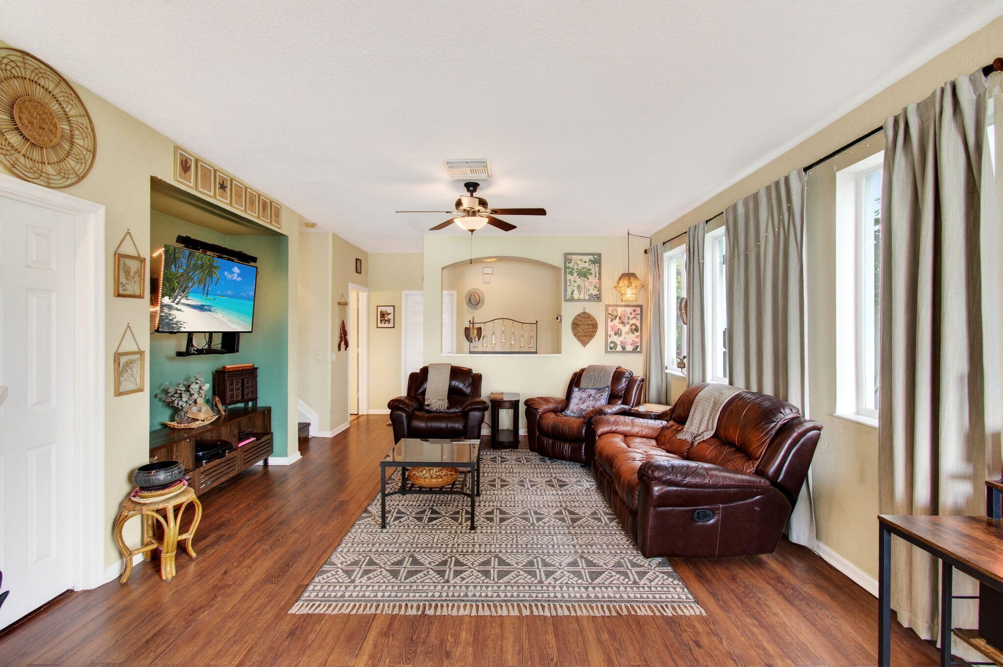 THOUSAND OAKS - Residential