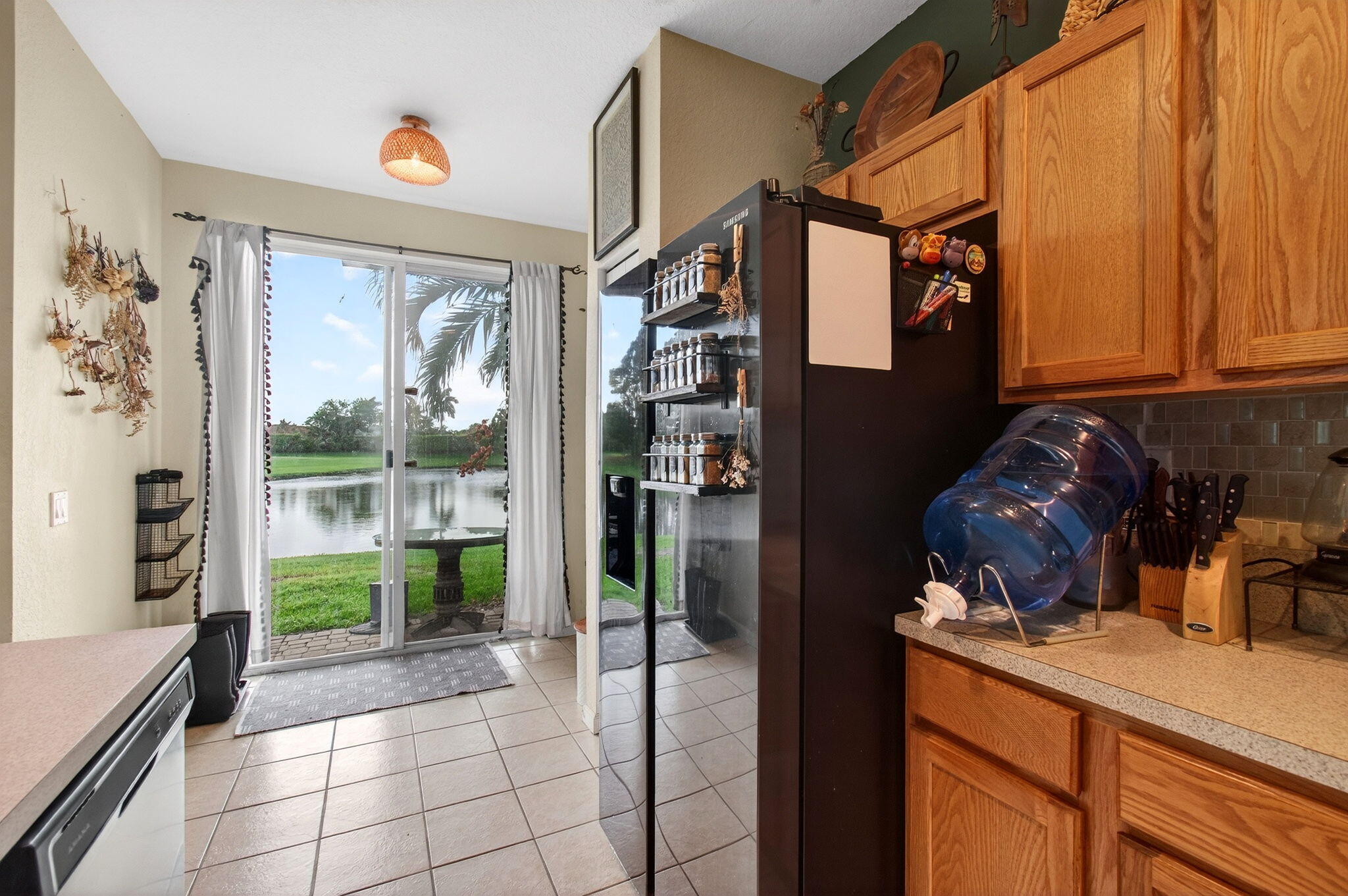 THOUSAND OAKS - Residential