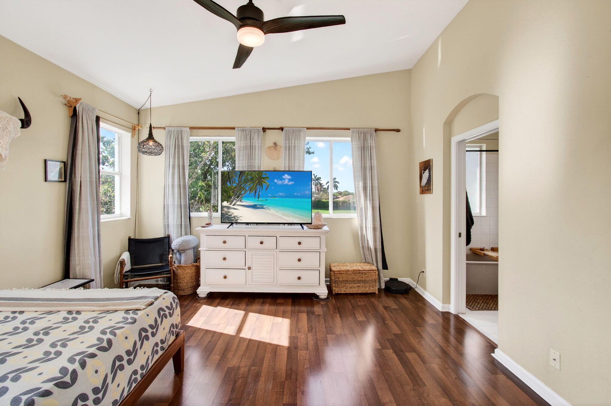 THOUSAND OAKS - Residential