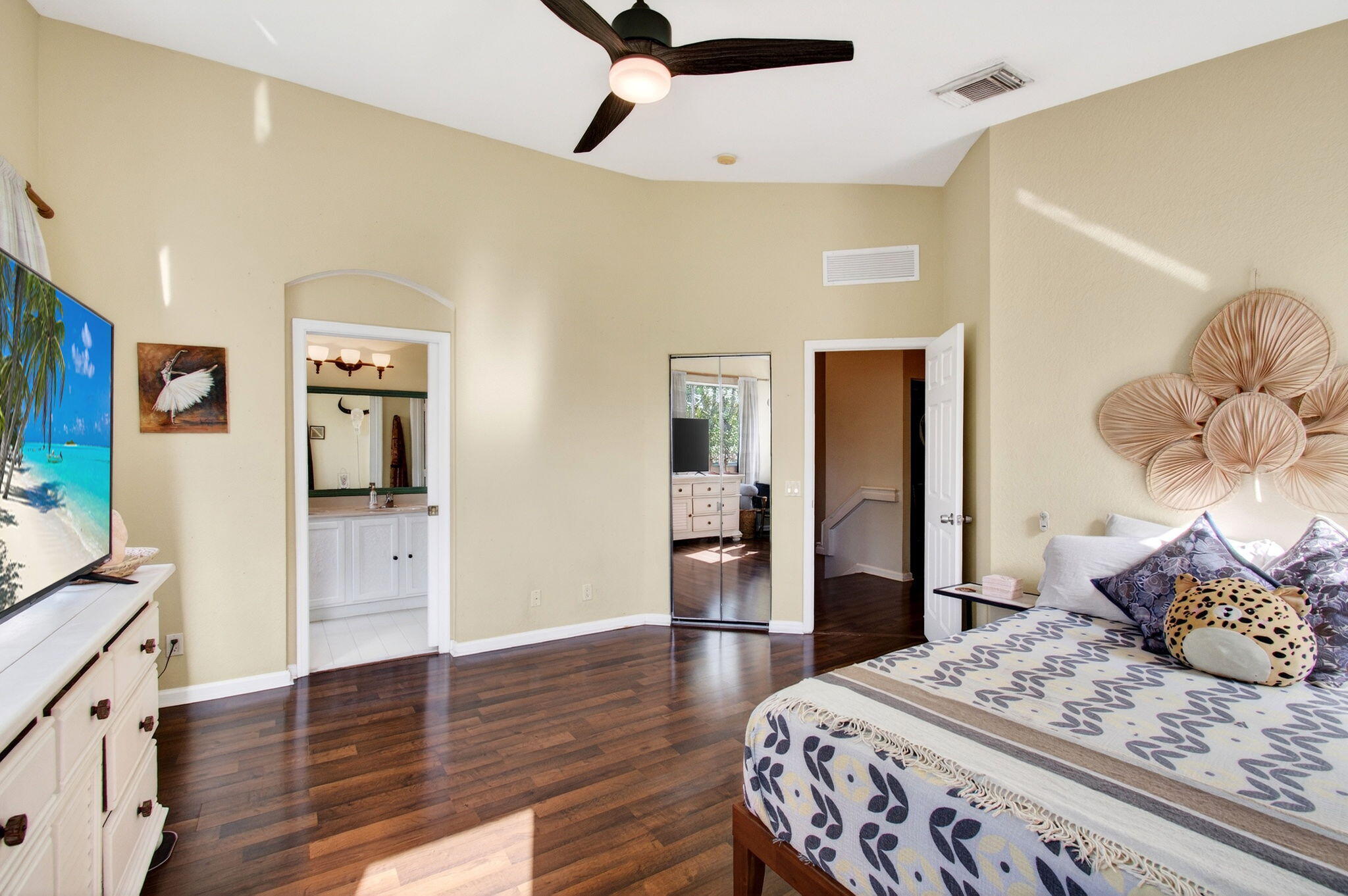 THOUSAND OAKS - Residential