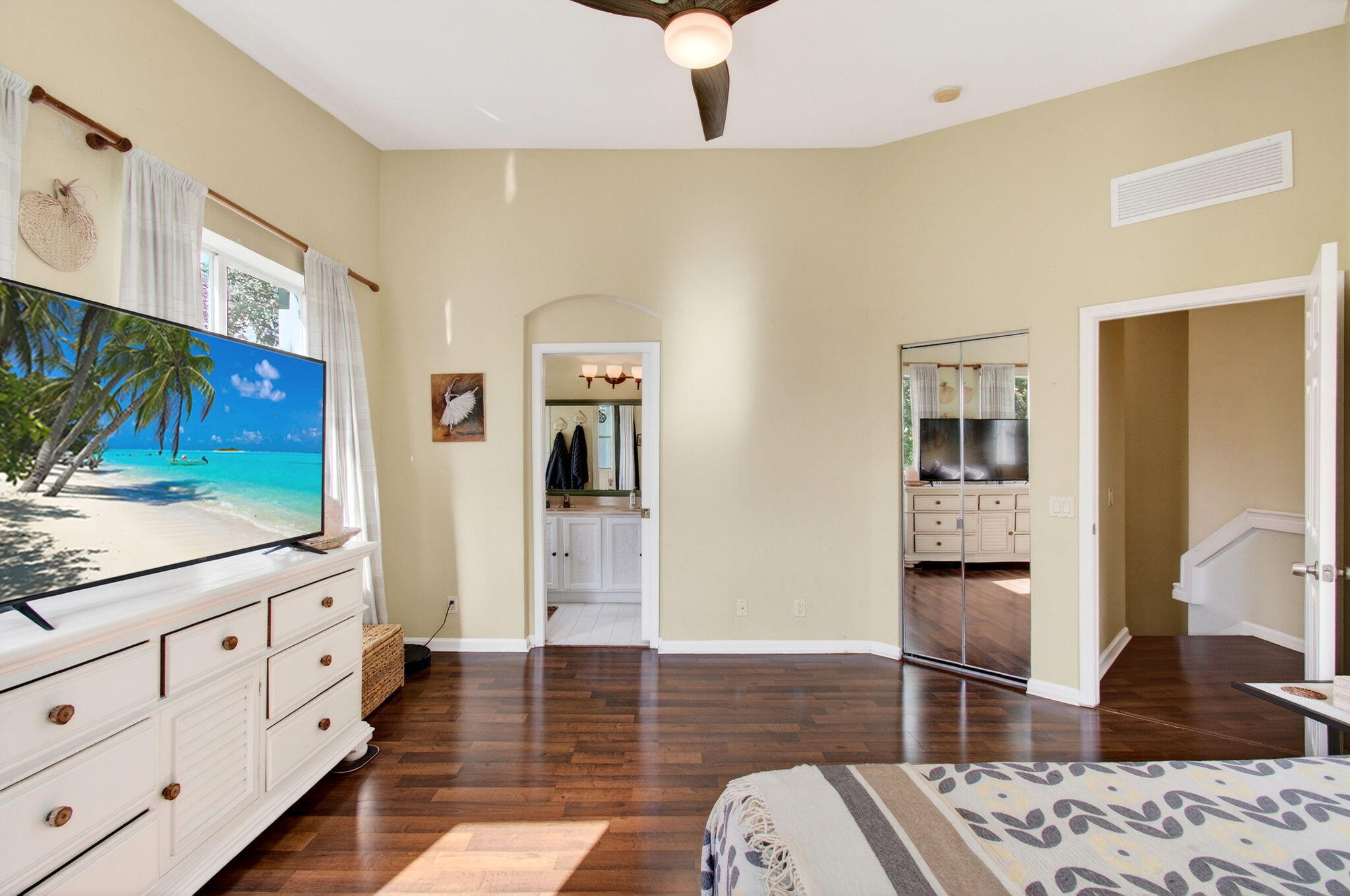 THOUSAND OAKS - Residential