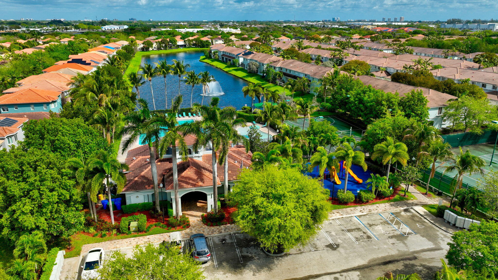 THOUSAND OAKS - Residential