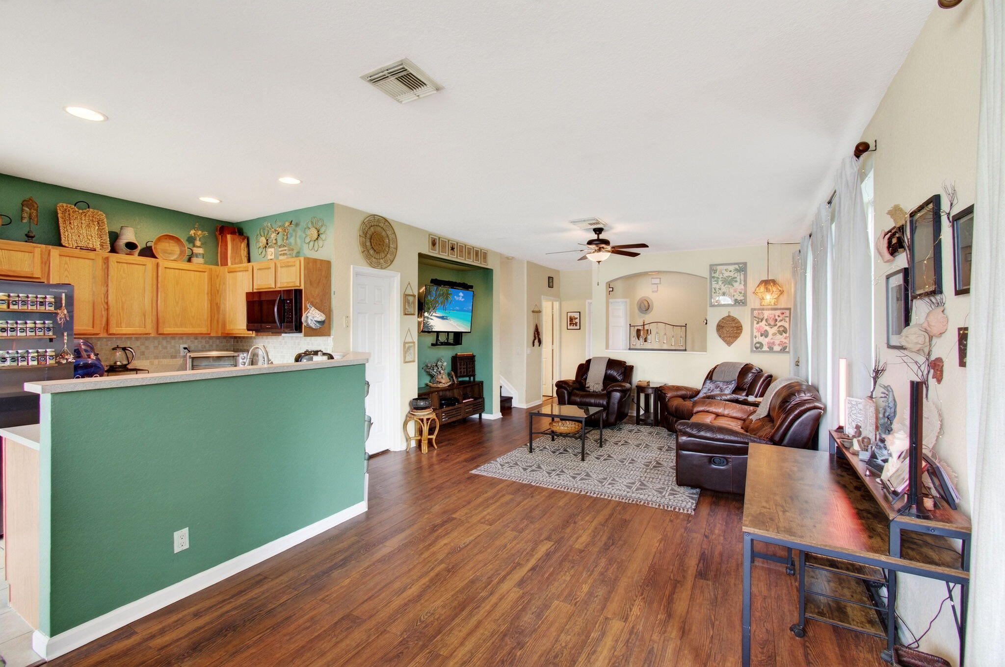 THOUSAND OAKS - Residential