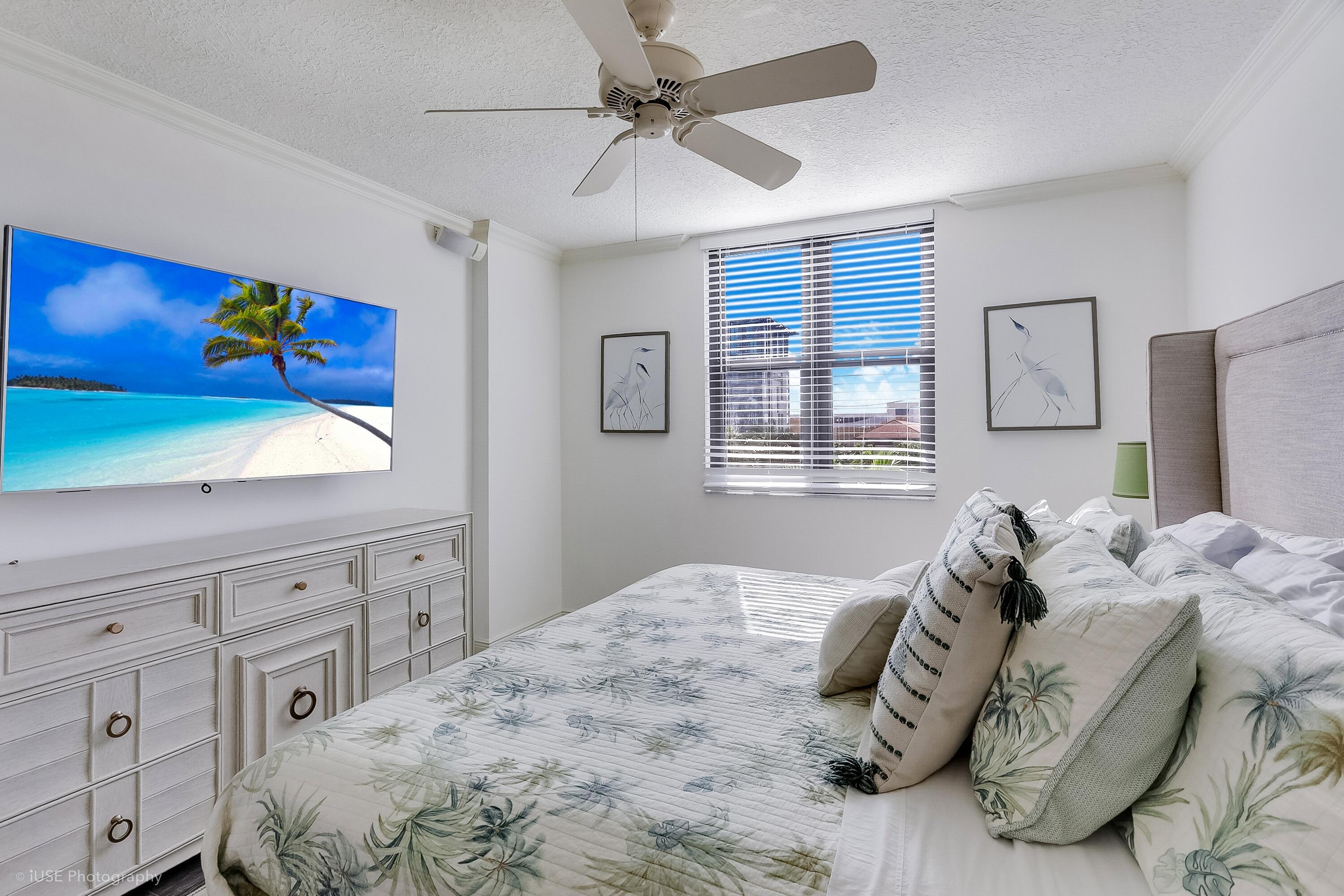 TOWER CONDO AT CITYPLACE - Residential