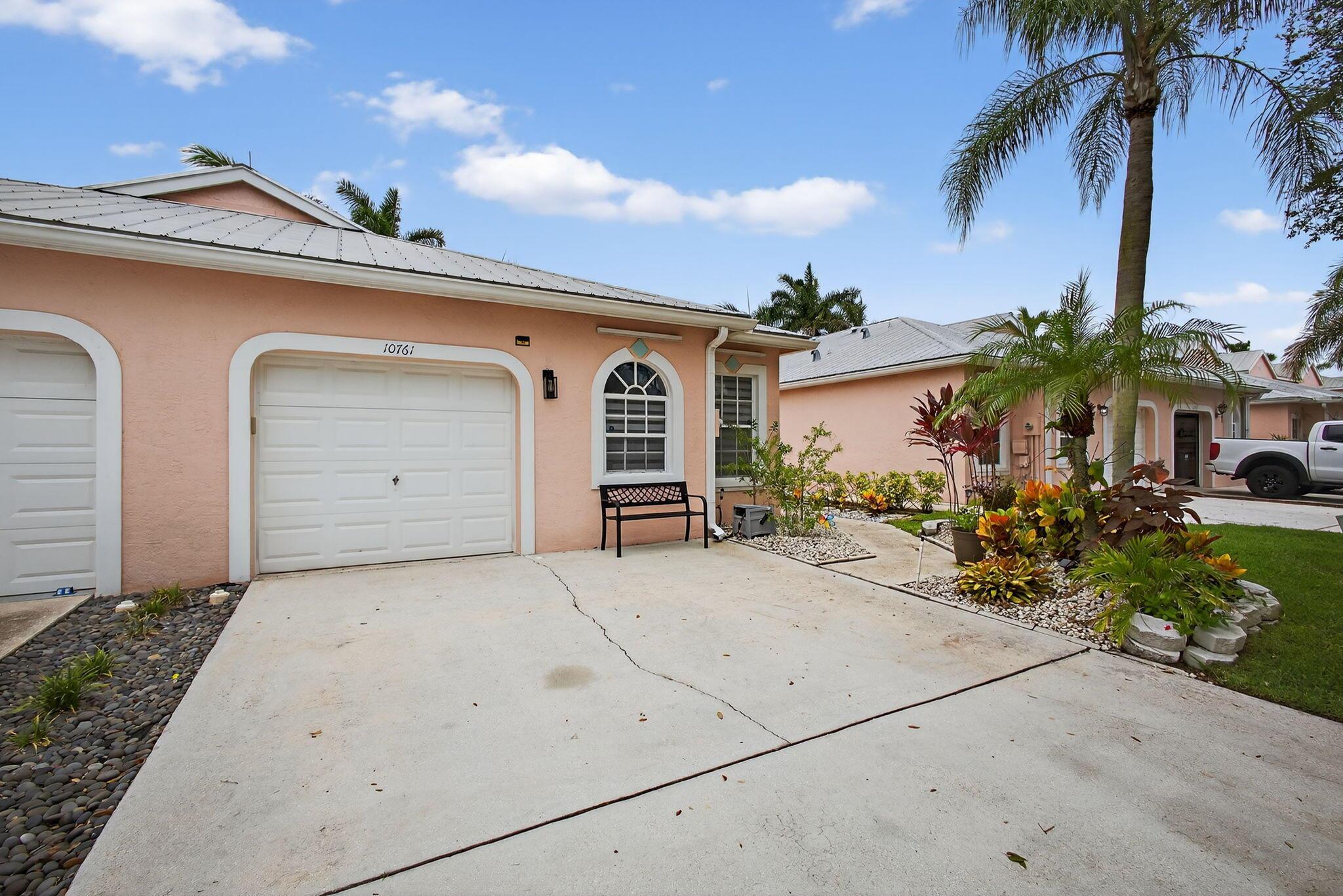 10761 Pelican Drive