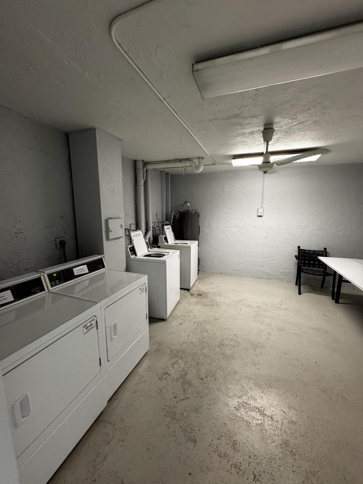 NO 39 PALM-AIRE COUNTRY CLUB - Residential