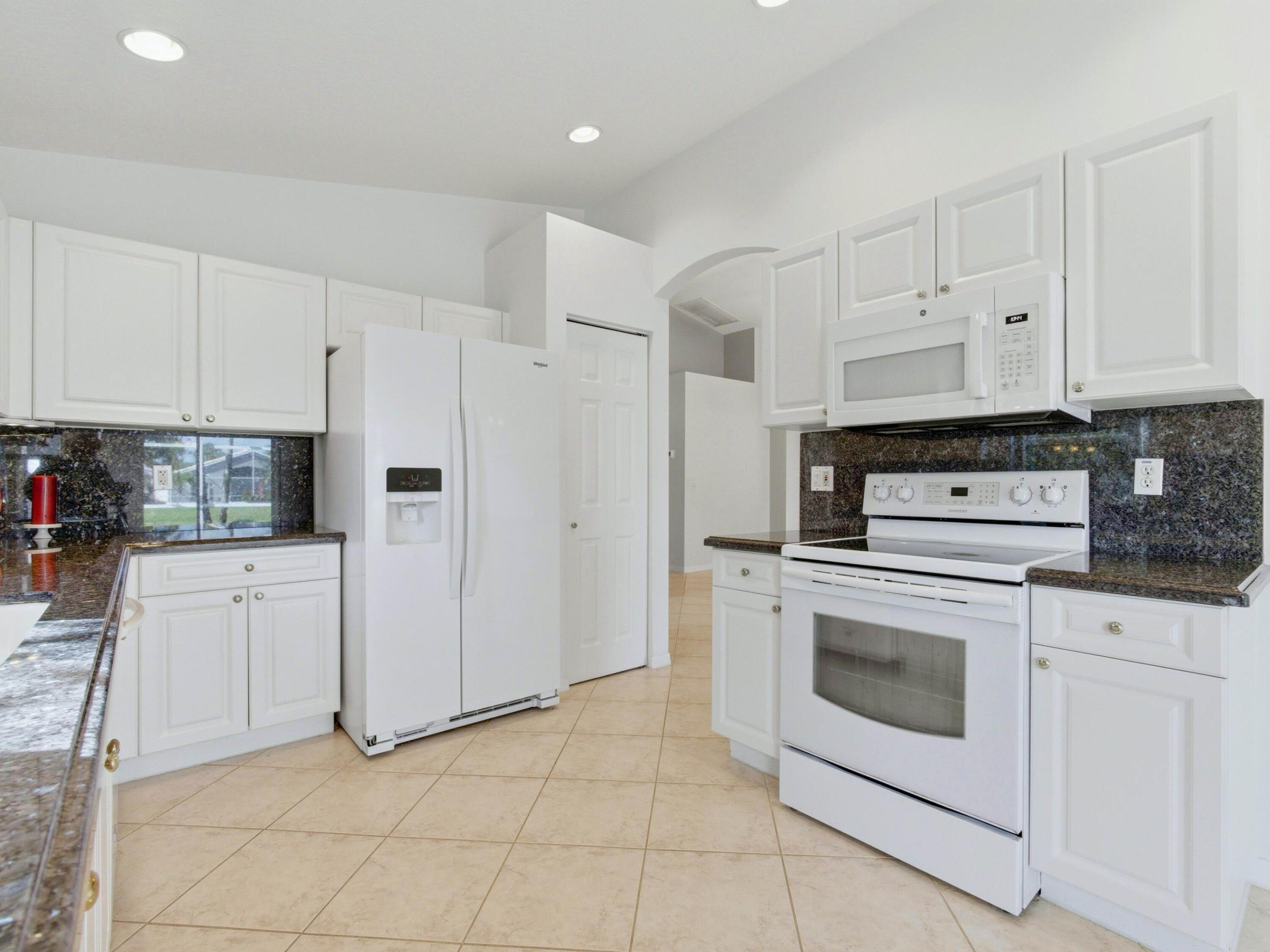 TUSCANY PAR A/B - Residential