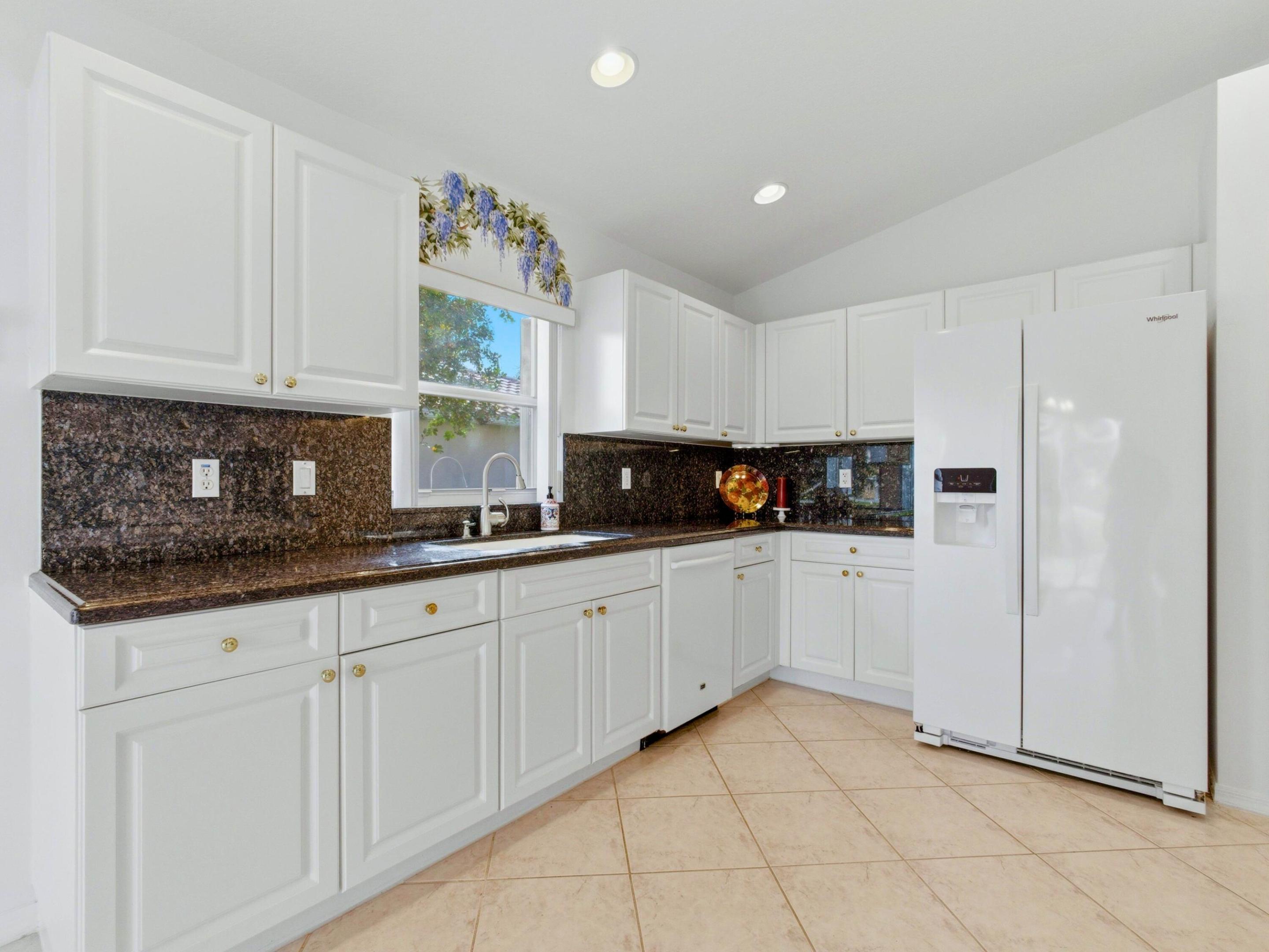 TUSCANY PAR A/B - Residential