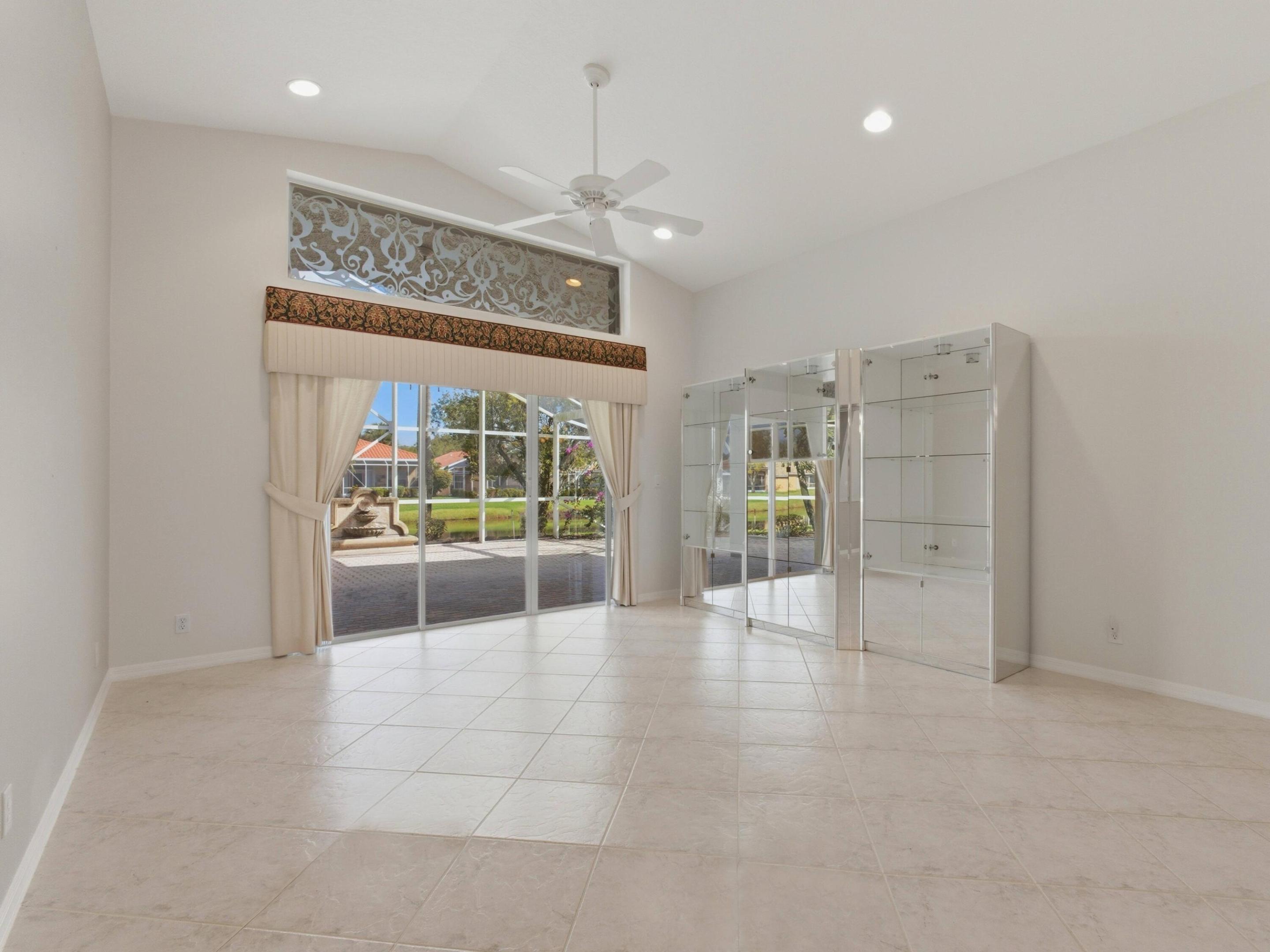 TUSCANY PAR A/B - Residential