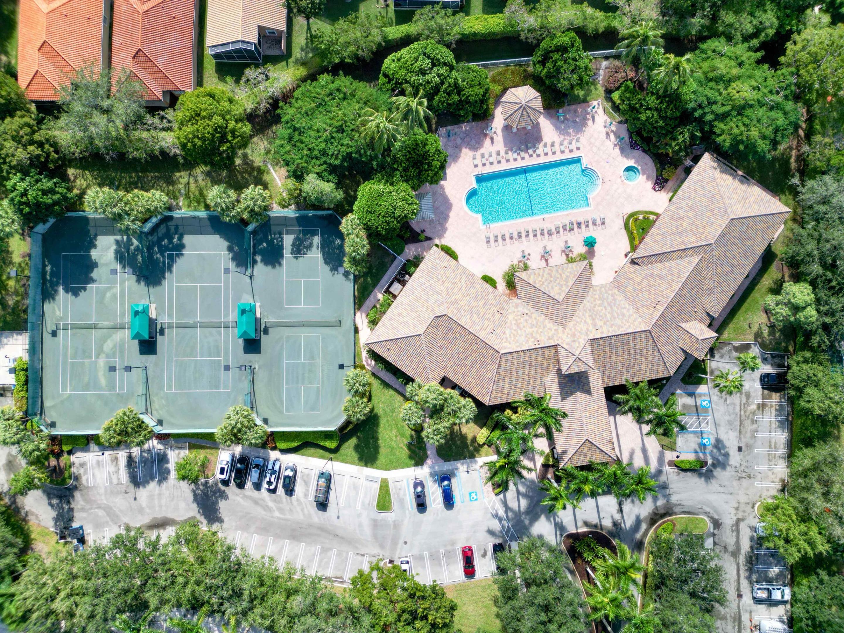 TUSCANY PAR A/B - Residential