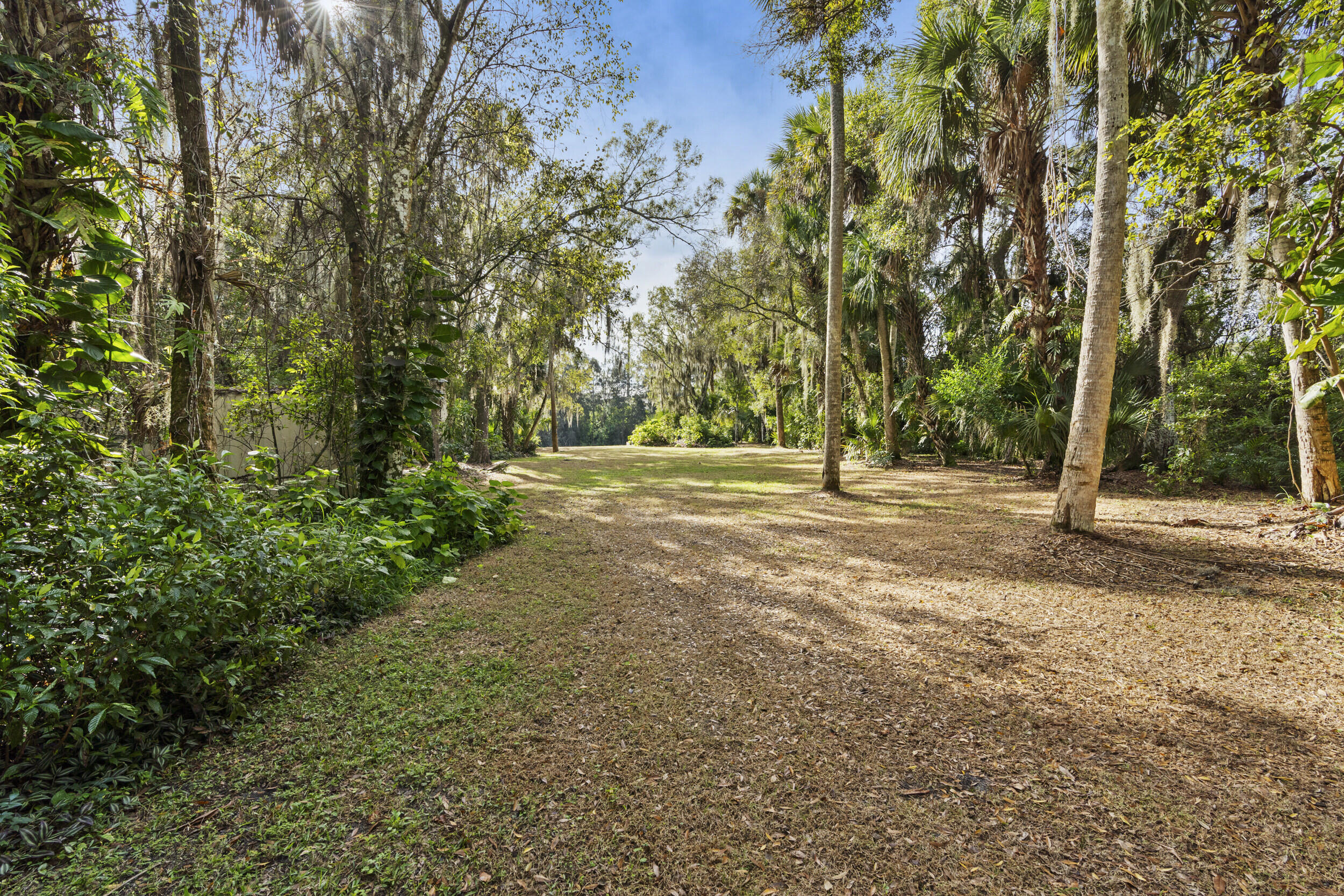 RIVER OAKS (INDIANTOWN) - Land