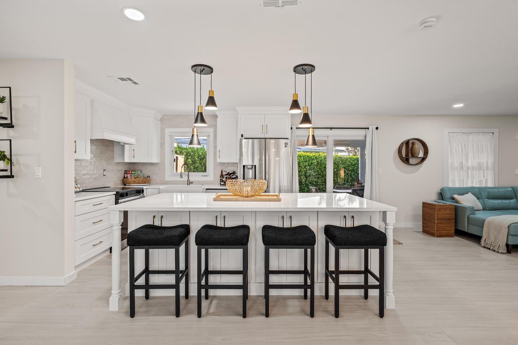 Photo of 9165 SE Yacht Club Circle, Hobe Sound, FL 33455 (MLS # B26006587)