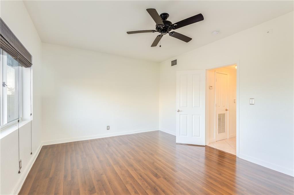 WATERSIDE ON THE INTRACOA - Residential Lease