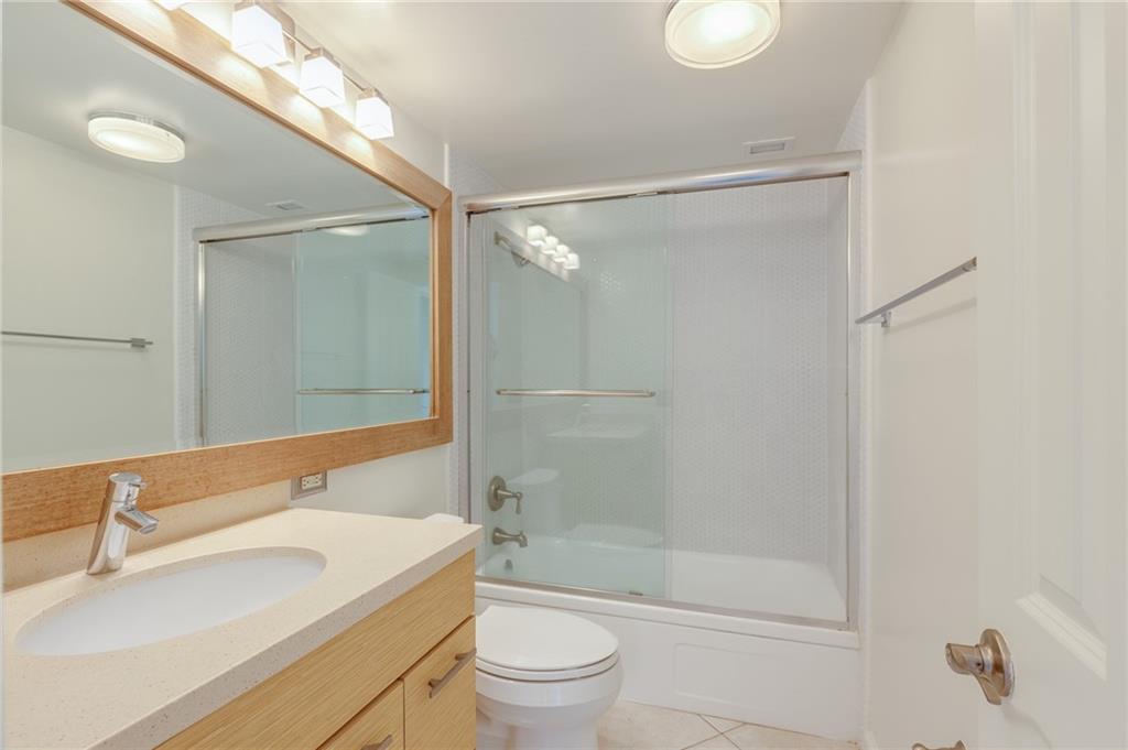 WATERSIDE ON THE INTRACOA - Residential Lease