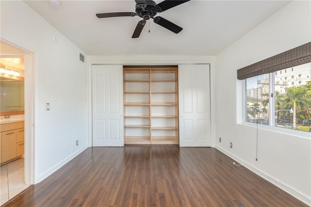 WATERSIDE ON THE INTRACOA - Residential Lease