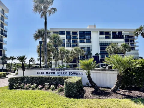5061 N Highway A1a Highway Unit 205, Fort Pierce, FL MLS: R11083346