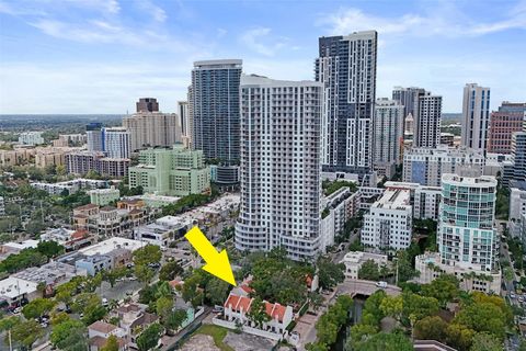 810 SE 2nd St F Fort Lauderdale FL 33301