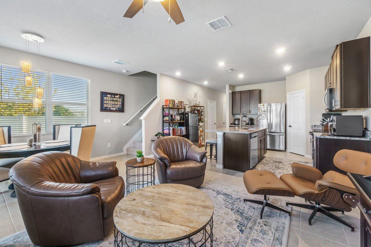 FONTANA - Residential Lease