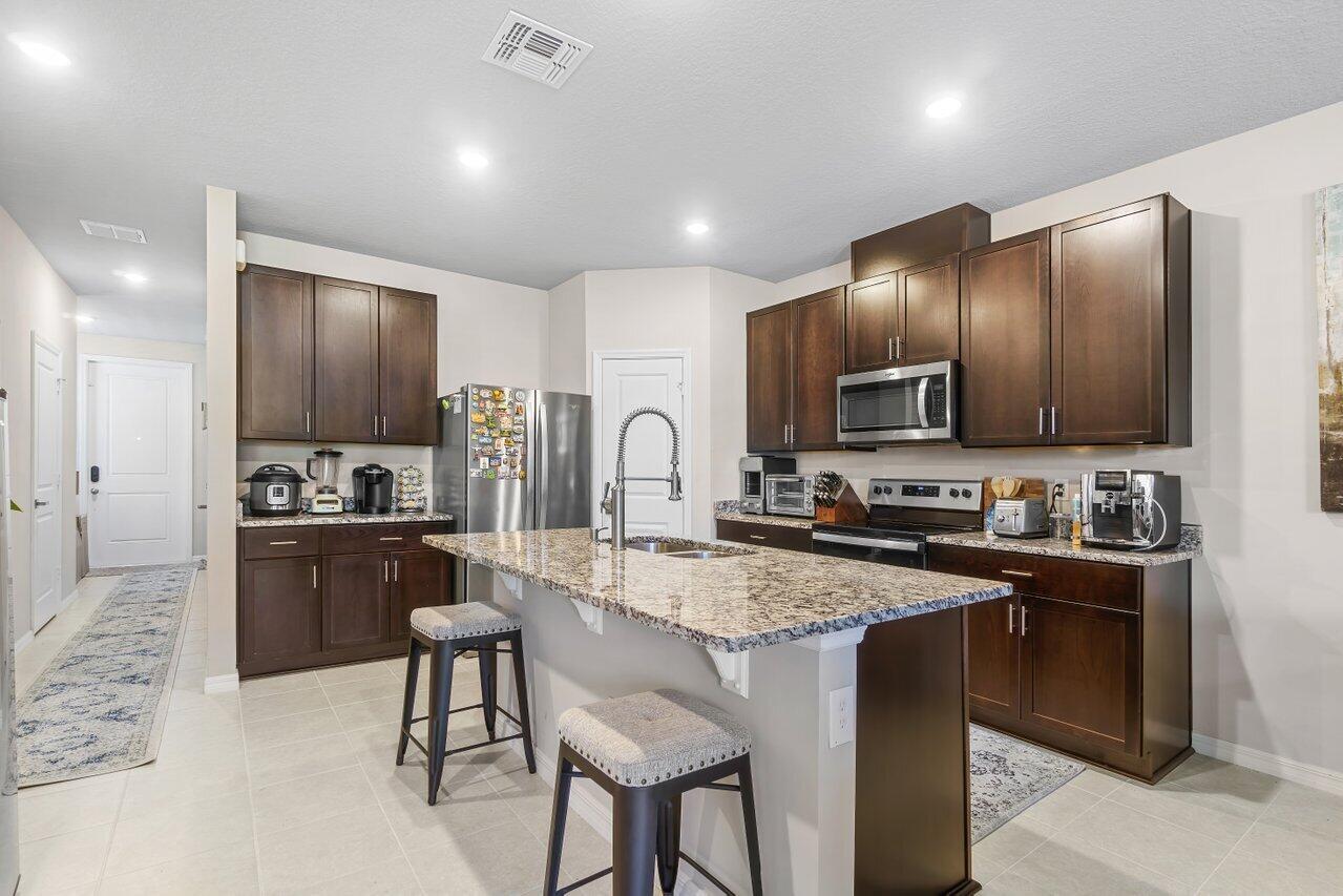FONTANA - Residential Lease