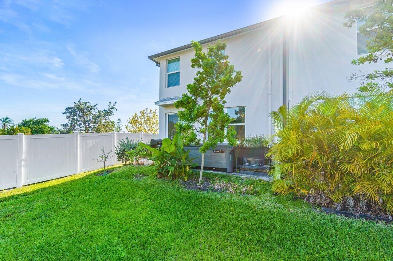 FONTANA - Residential Lease