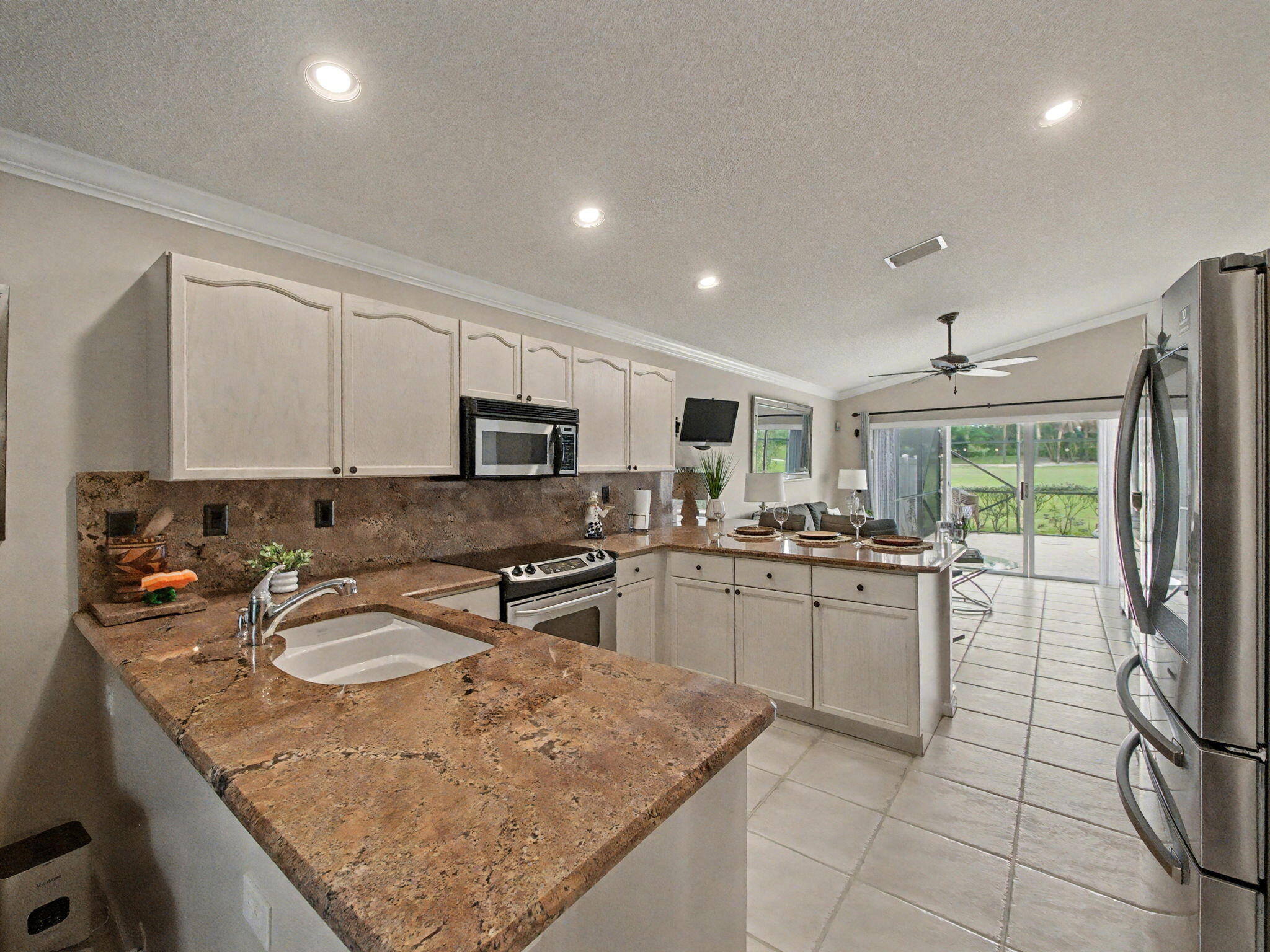 WINSTON TRAILS PAR 4 - Residential