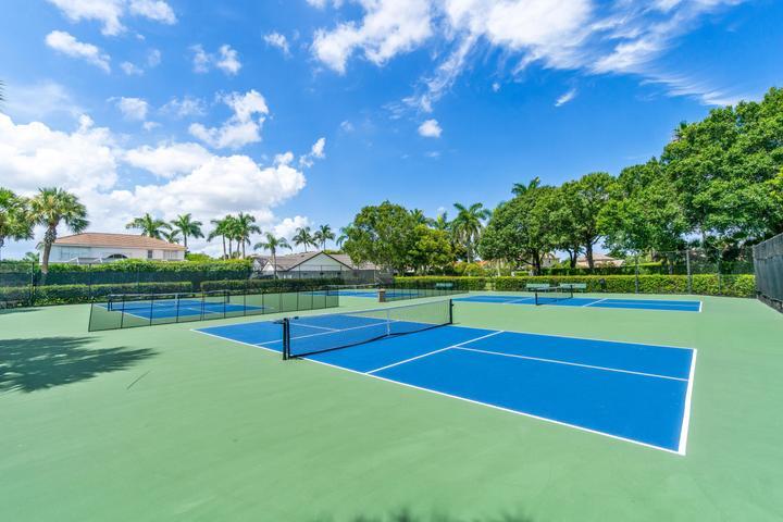 WINSTON TRAILS PAR 4 - Residential