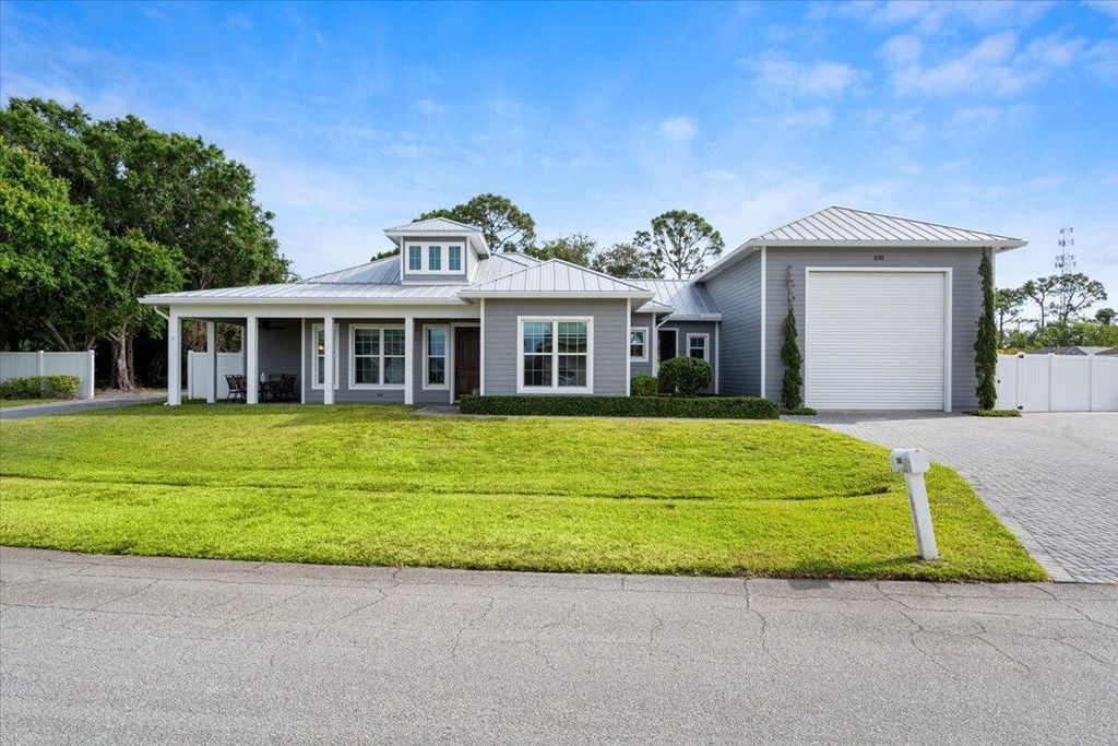 Photo of 630 SW Bradshaw Circle, Port Saint Lucie, FL 34953 (MLS # R11086557)