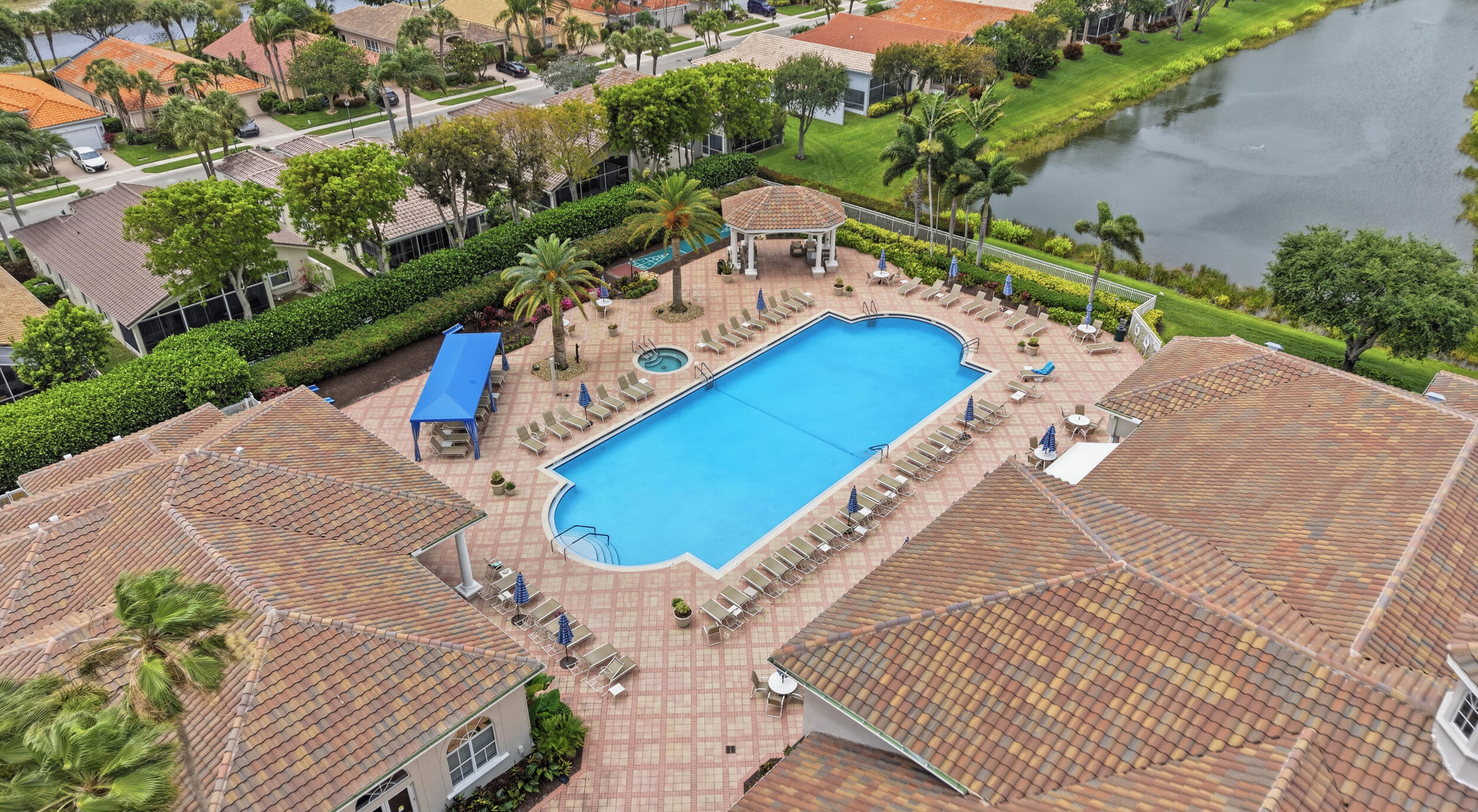 TUSCANY PAR D - Residential