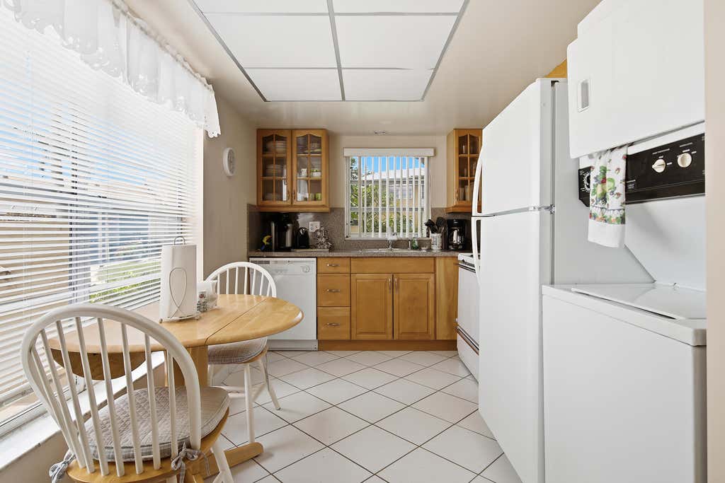 Photo of 13755 Via Aurora #A, Delray Beach, FL 33484 (MLS # B26059310)