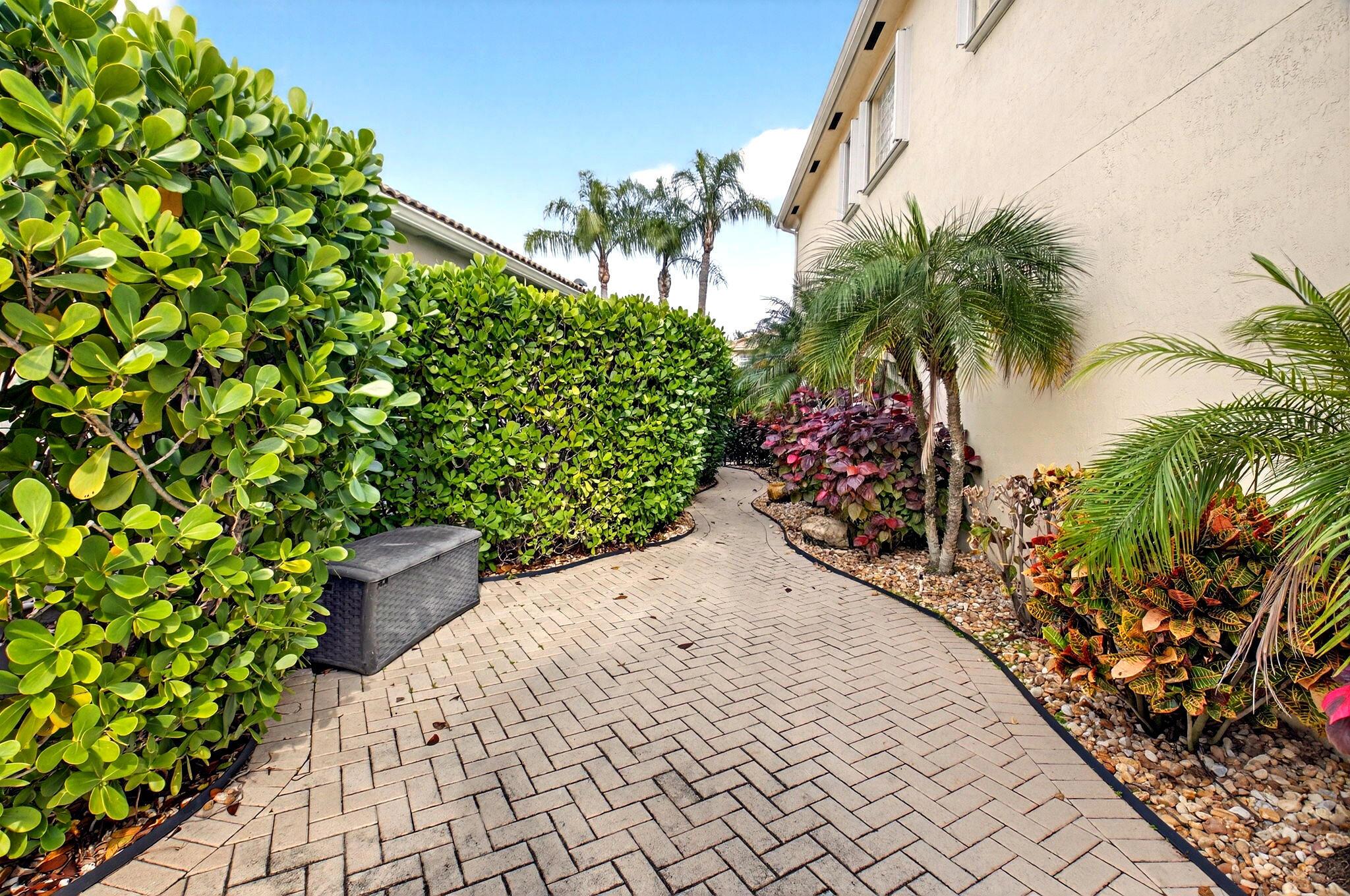 Addison Trace - Residential