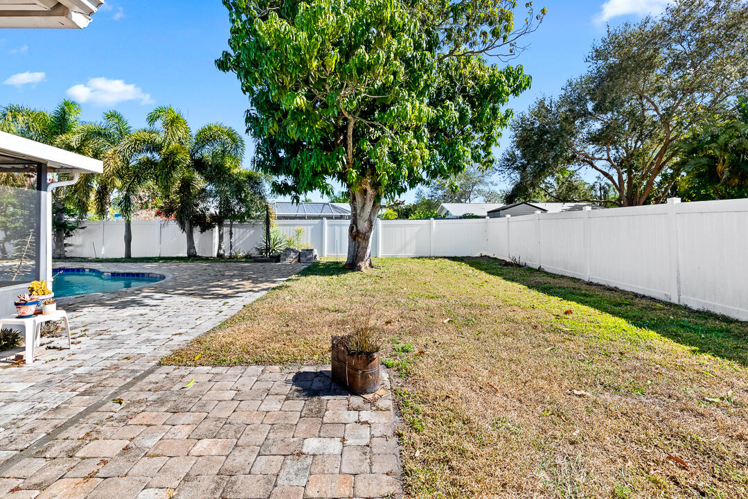 PORT ST LUCIE FLORESTA PINES UNIT 1 - Residential