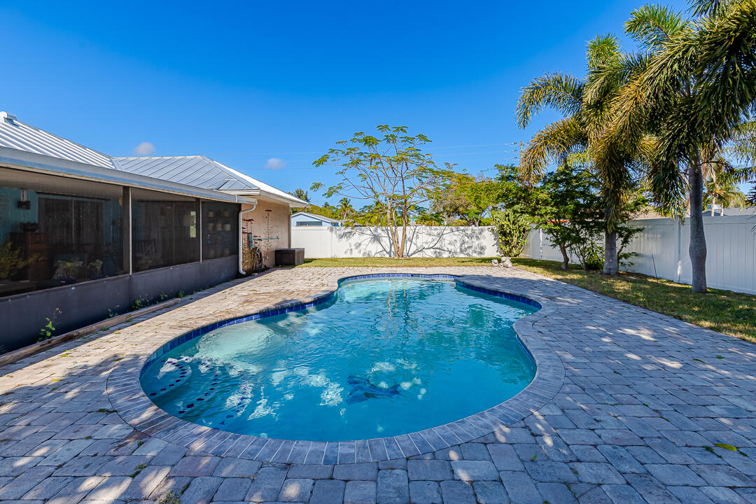 PORT ST LUCIE FLORESTA PINES UNIT 1 - Residential