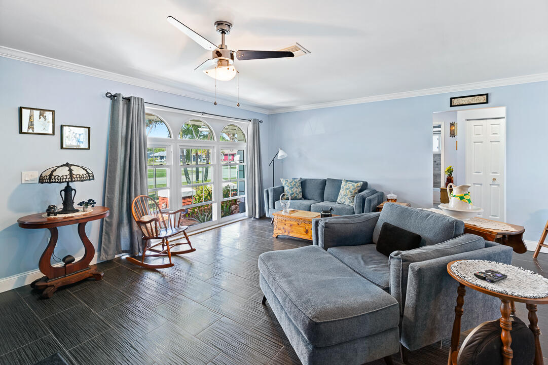 PORT ST LUCIE FLORESTA PINES UNIT 1 - Residential