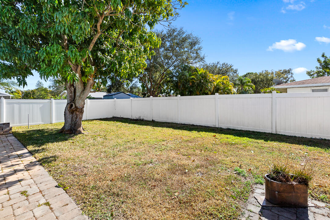 PORT ST LUCIE FLORESTA PINES UNIT 1 - Residential